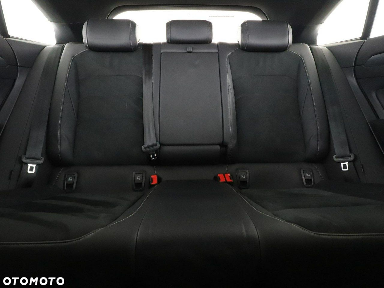 Volkswagen Arteon 2.0 TDI Bi-Turbo SCR 4Mot R-Line DSG - 18