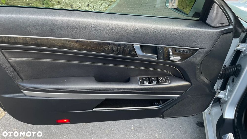 Mercedes-Benz Klasa E 350 Coupe BlueEFFICIENCY 7G-TRONIC Avantgarde - 7