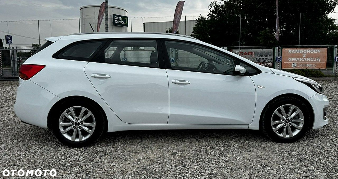 Kia Ceed - 5
