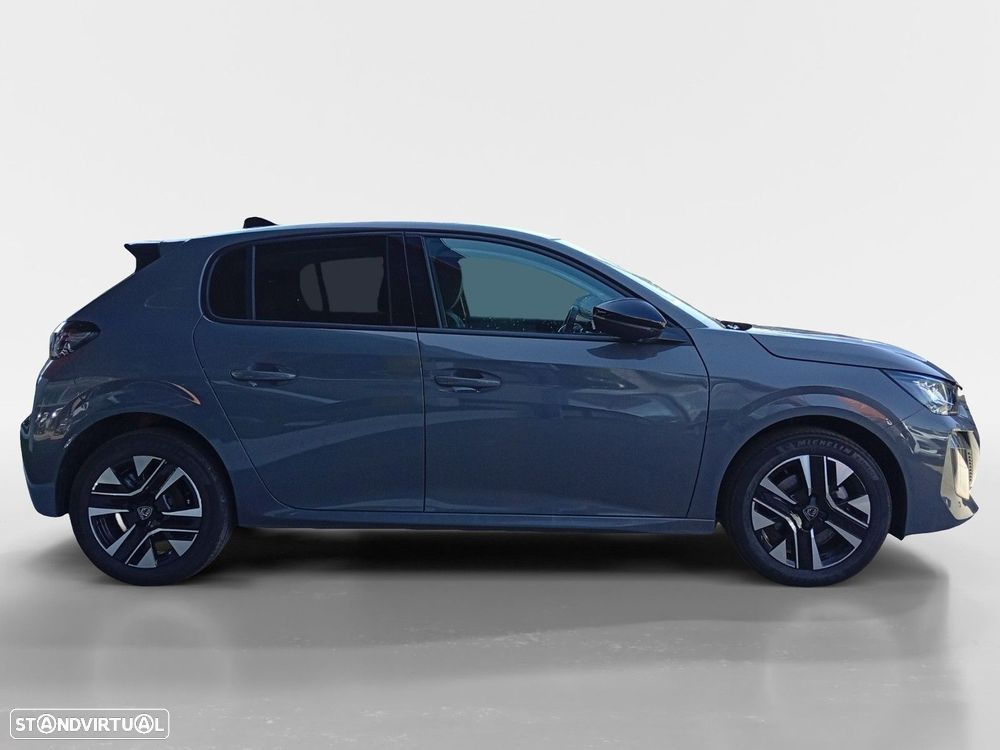 Peugeot 208 - 6