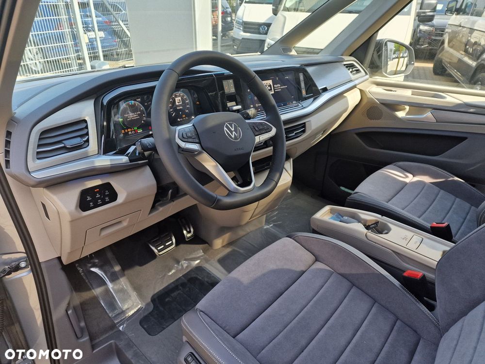 Volkswagen Multivan - 14