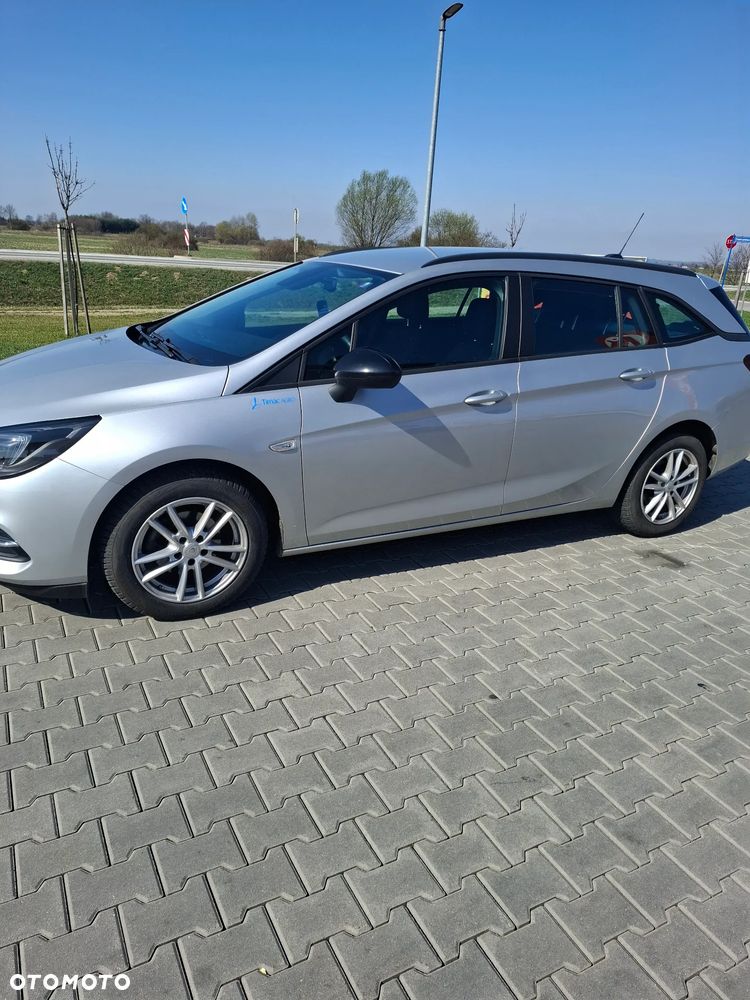 Opel Astra - 1