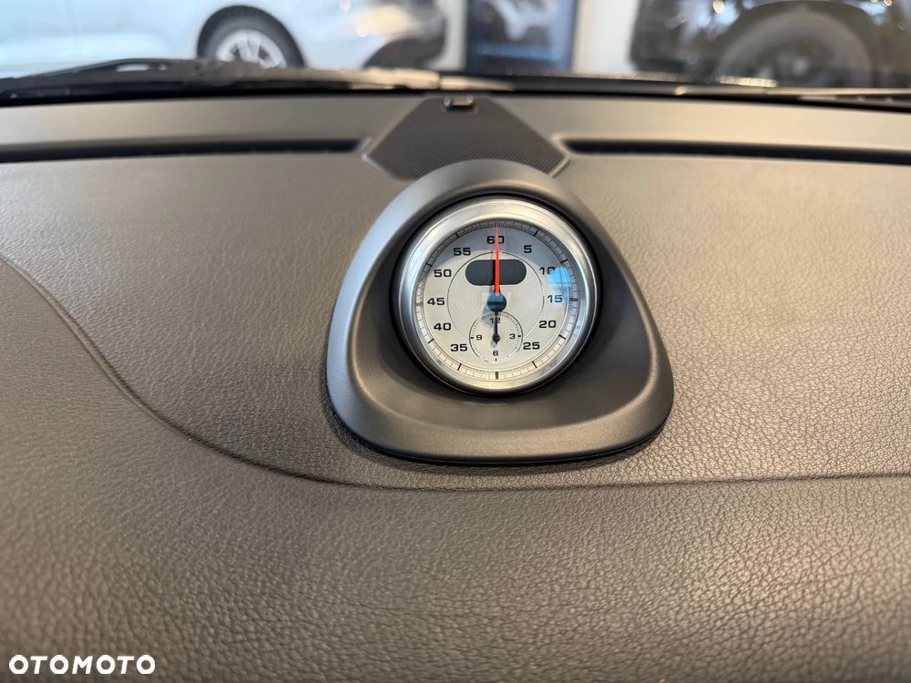 Porsche 911 Carrera S - 24