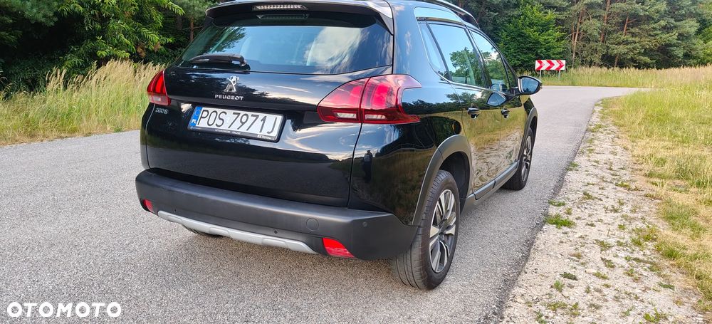 Peugeot 2008 1.2 Pure Tech GPF Allure S&S EAT6 - 25