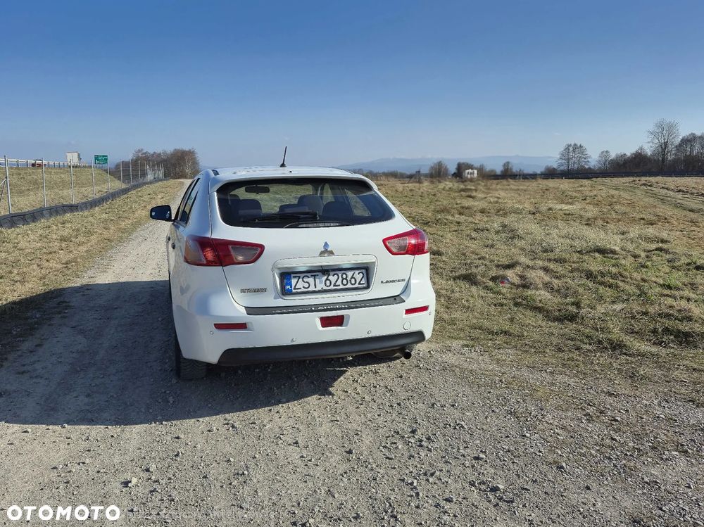 Mitsubishi Lancer 1.6 Inform - 19