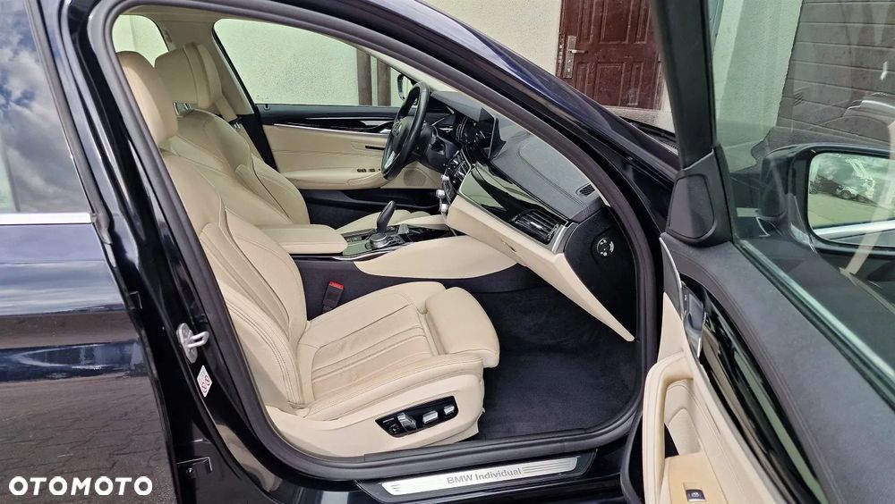 BMW Seria 5 520d xDrive Luxury Line - 14