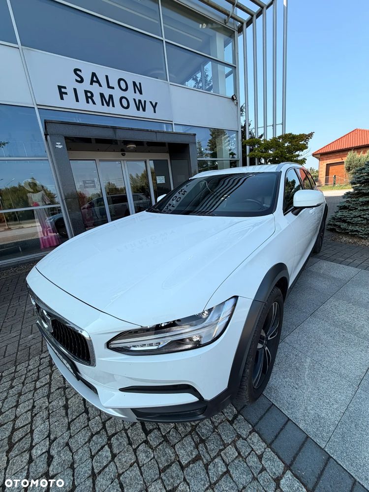 Volvo V90 Cross Country D5 SCR AWD - 28