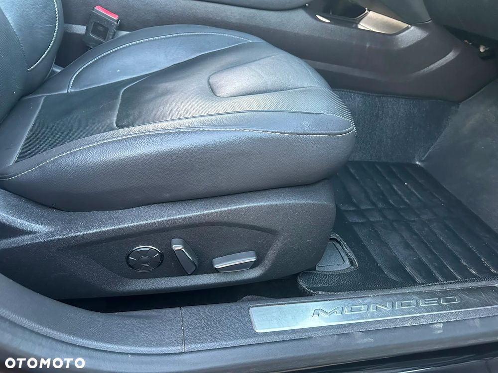 Ford Mondeo 2.0 TDCi Titanium - 34
