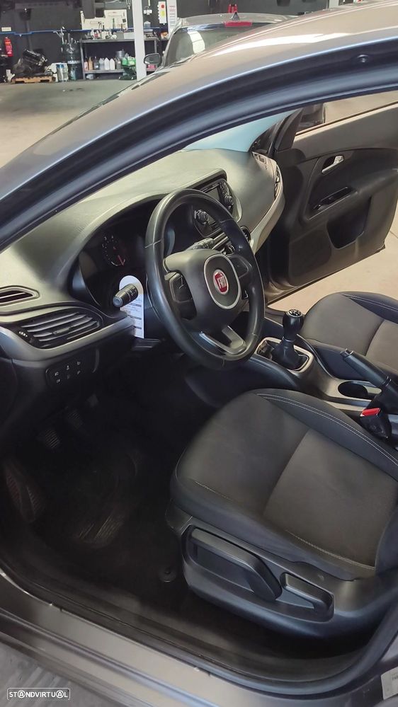 Fiat Tipo 1.3 M-Jet Easy - 9