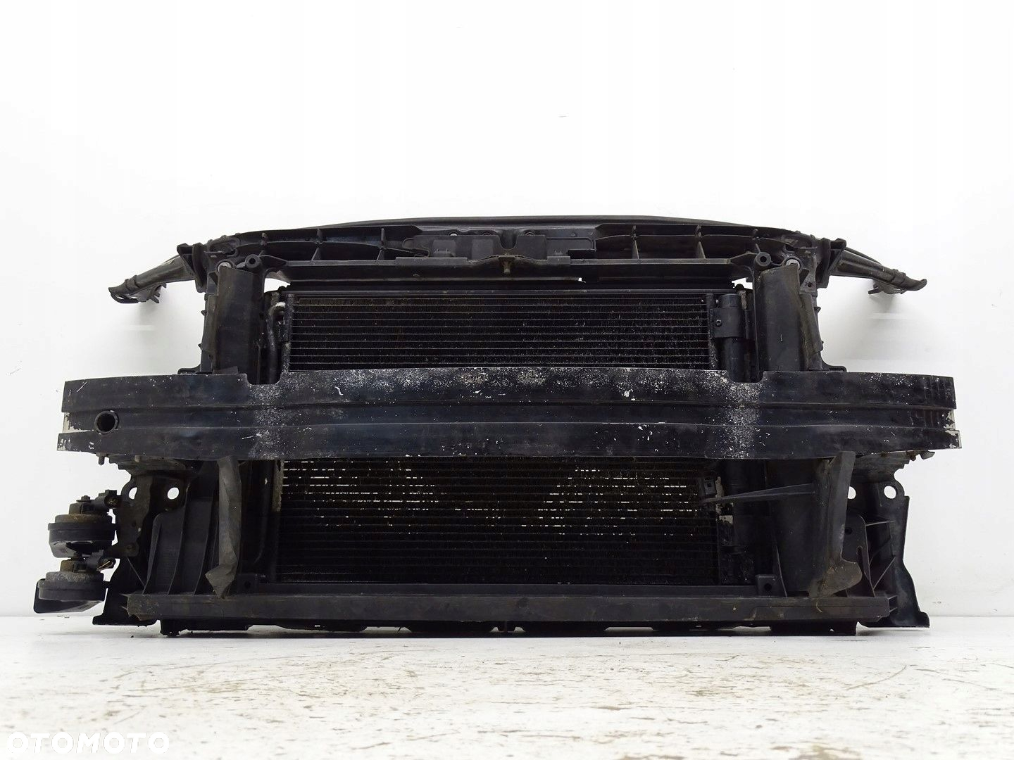 KPL PAS PRZÓD PRZEDNI AUDI A3 8P LIFT 08-12R 3D / 5D 2.0 TDI - 2