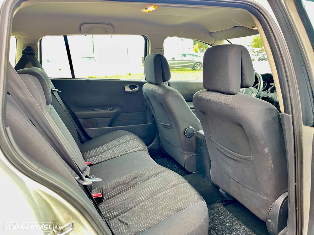 Renault Mégane Break 1.5 dCi Dynamique - 11