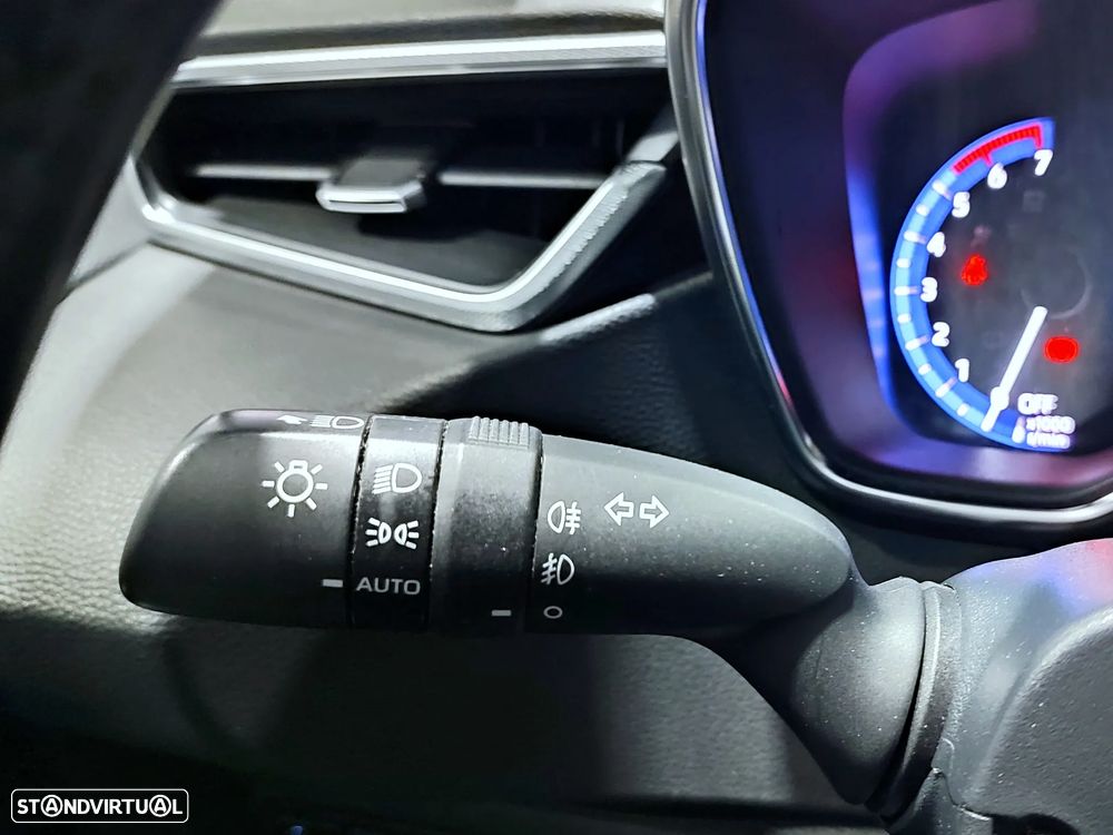 Toyota Corolla Touring Sports 1.8 Hybrid Comfort+P.Sport - 21