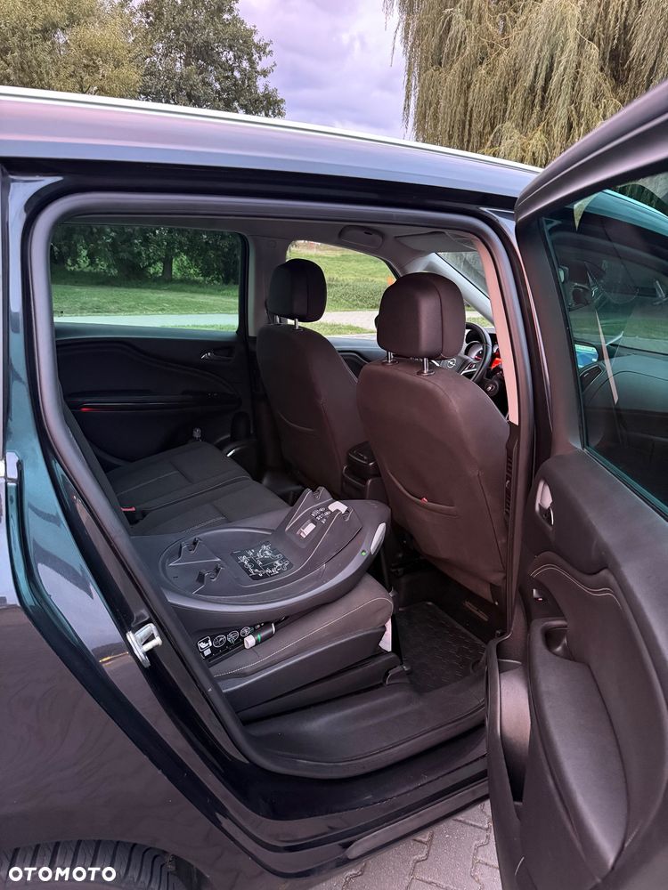 Opel Zafira - 34