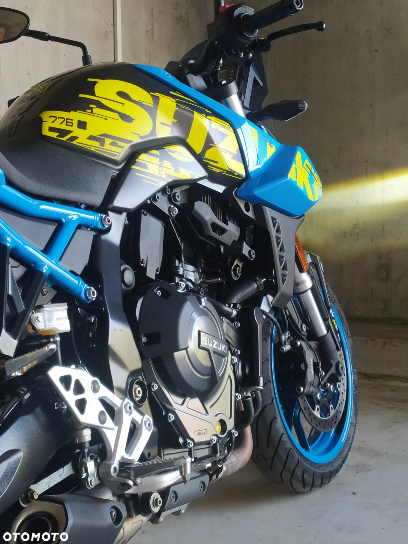 Suzuki GSX - 8