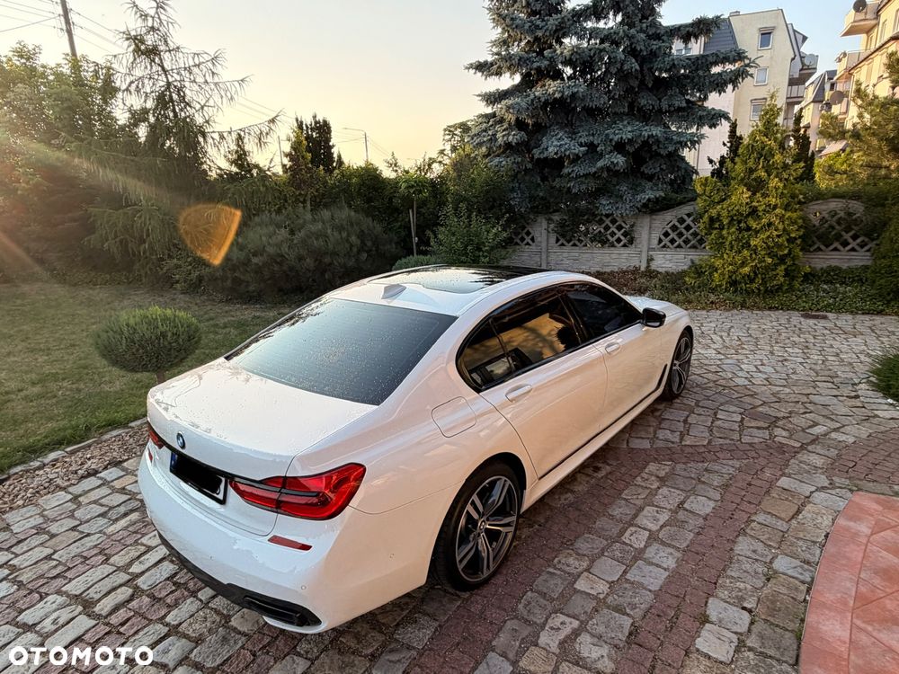 BMW Seria 7 740Li - 12