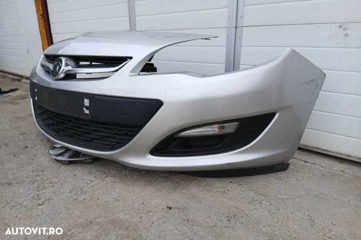 Bara fata 13368851 13368851 Opel Astra J [facelift] [2012 - 2018] Hat - 2