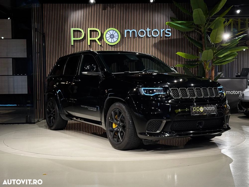 Jeep Grand Cherokee - 1