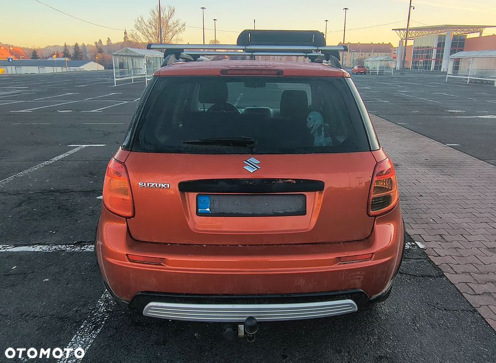 Suzuki SX4 1.9 DDiS DPF 4x2 Comfort - 9