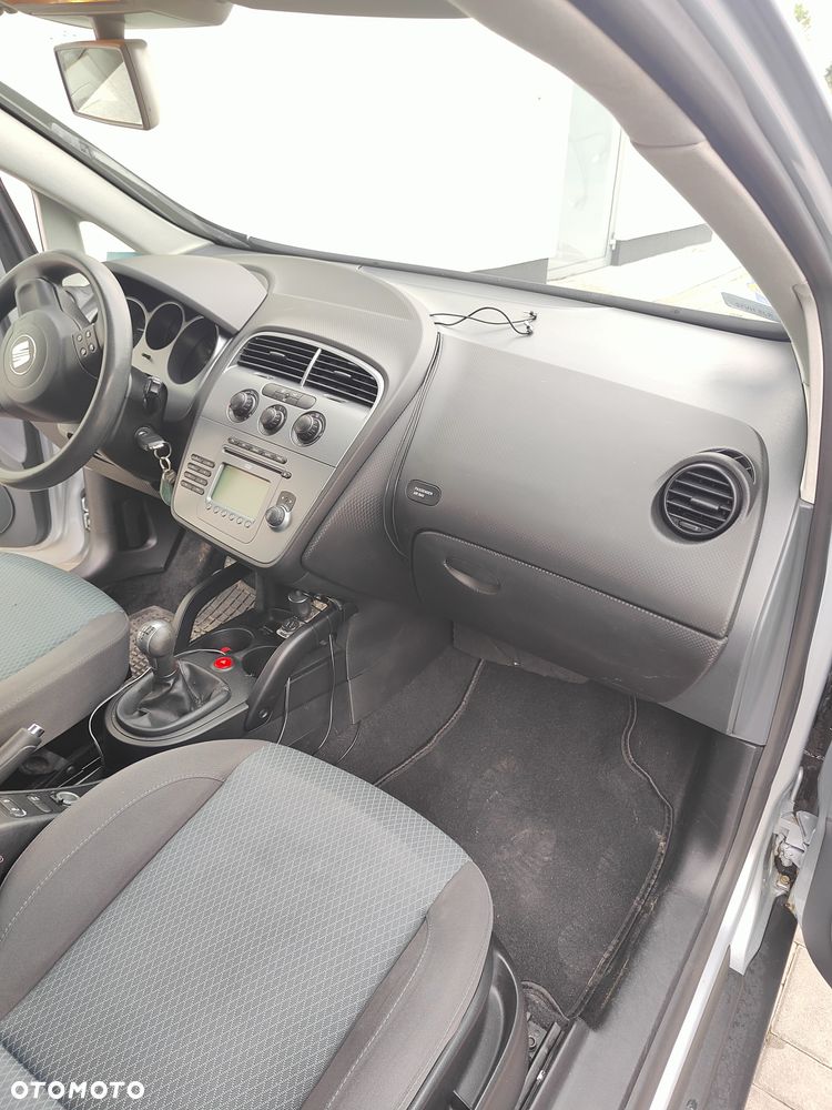 Seat Altea XL 1.6 Reference - 12
