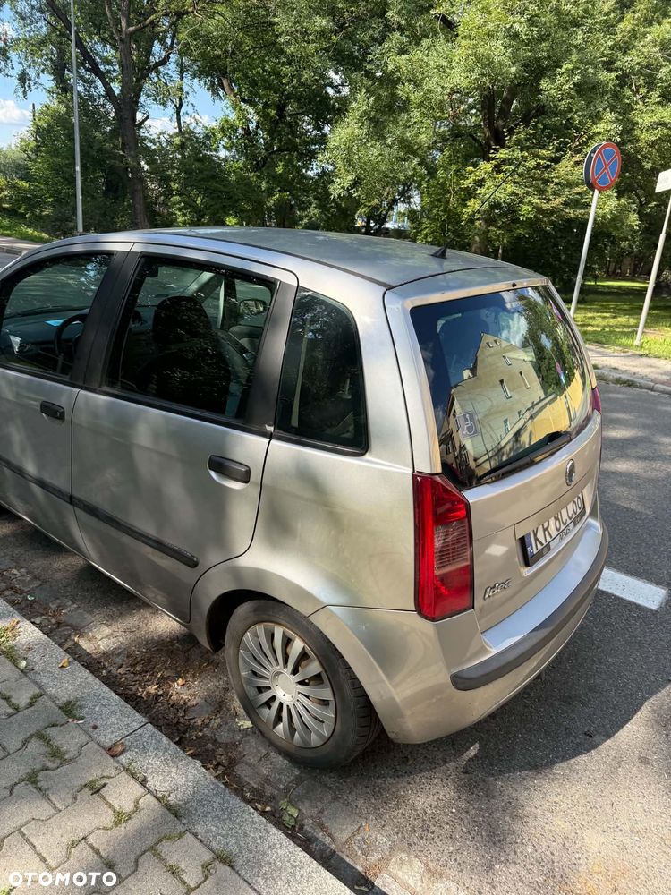 Fiat Idea 1.4 16V Dynamic - 9