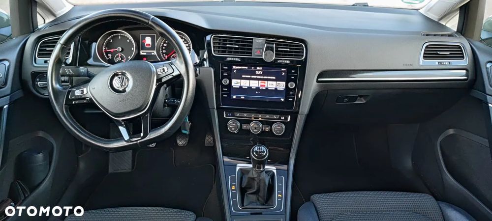 Volkswagen Golf Variant ver-vi-2-0-tdi-highline - 17