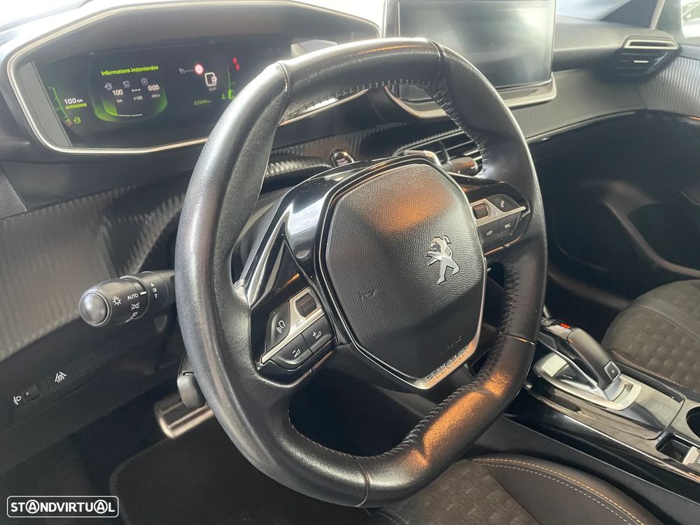 Peugeot 208 PureTech 100 EAT8 Allure Pack - 12