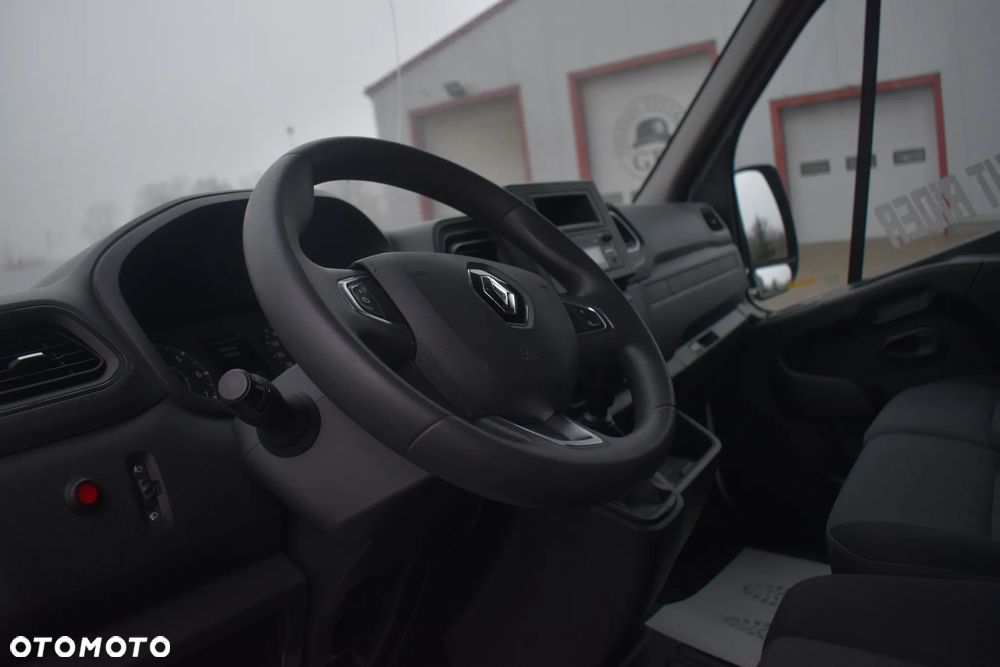 Renault Master - 18