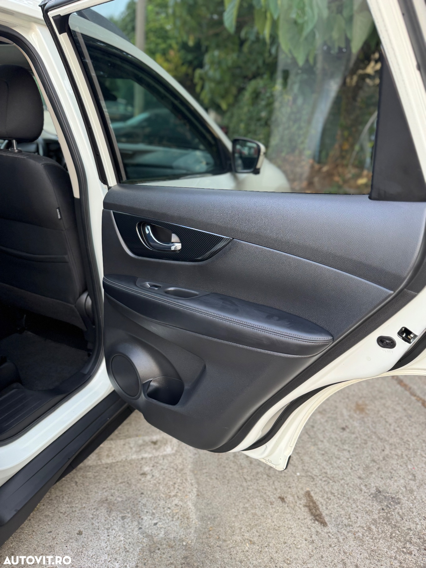 Nissan X-Trail 1.6 dCi Xtronic N-Connecta - 23