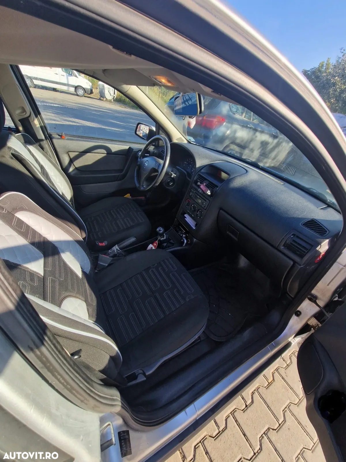 Opel Astra 1.6 - 7