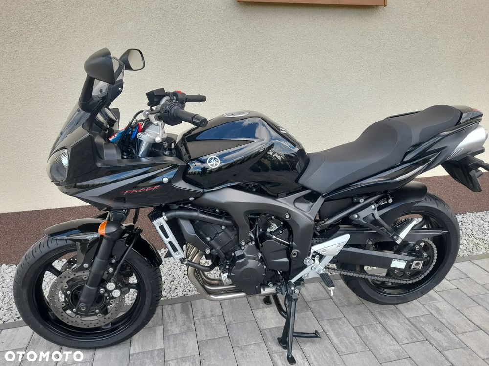 Yamaha FZ6 - 3