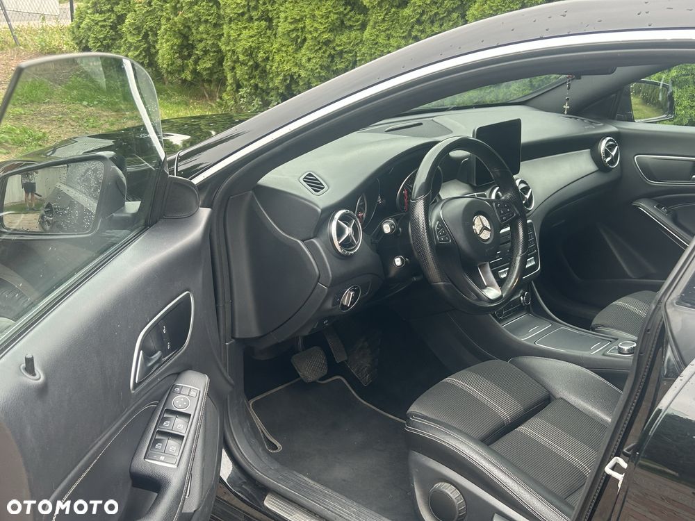 Mercedes-Benz CLA - 5