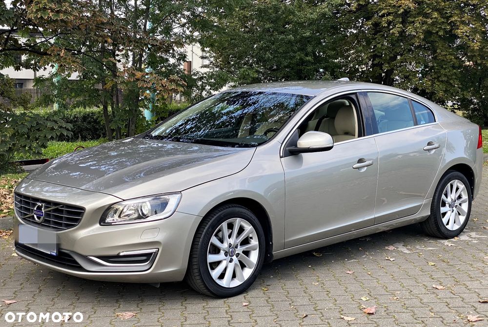Volvo S60 2014 photo 2