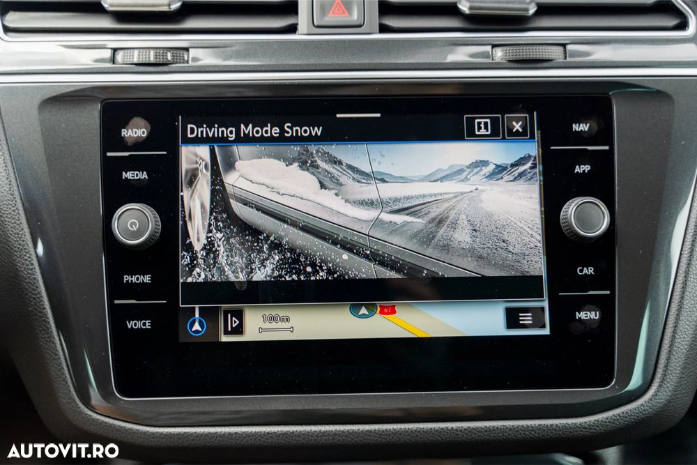Volkswagen Tiguan 2.0 TDI 4Mot DSG Elegance - 38