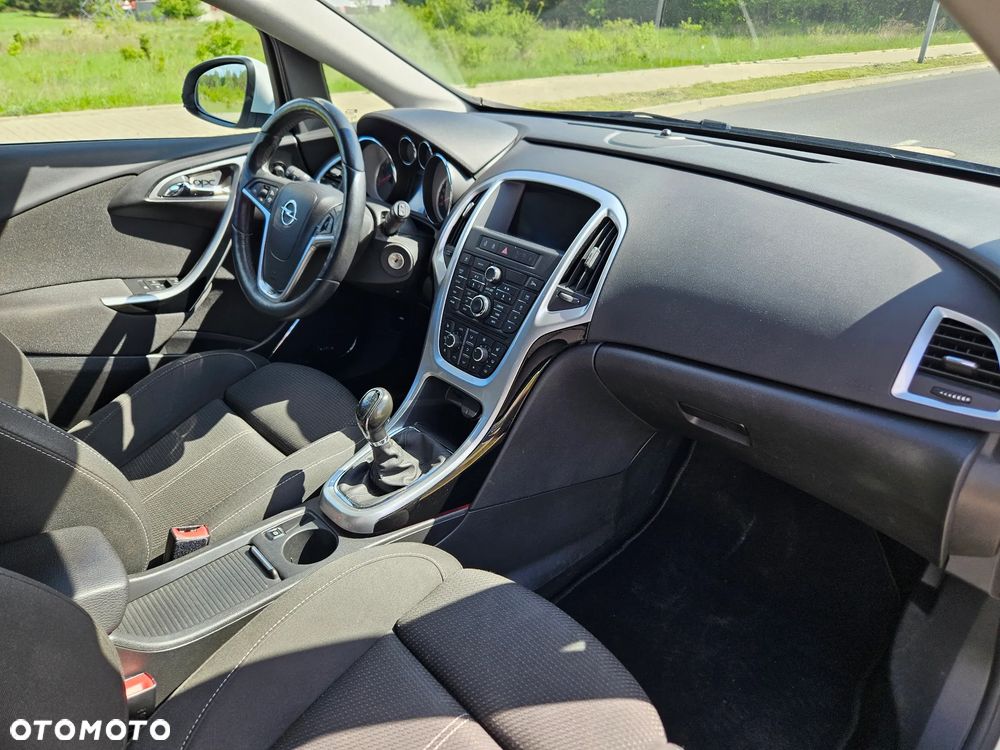 Opel Astra 1.6 T SIDI Sport S&S - 18
