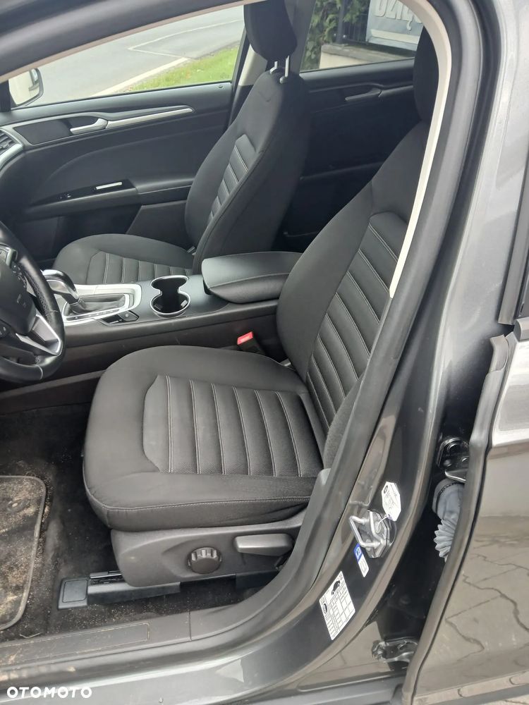 Ford Mondeo - 8