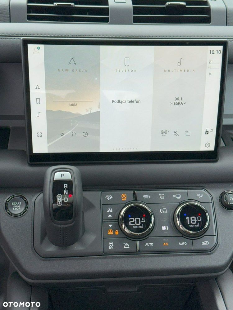 Land Rover Defender - 14