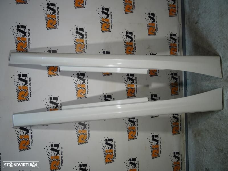 Embaladeiras / Saias Bmw 1 (F21)  Embaladeiras Bmw Serie 1 F21 / 2 F22 - 1