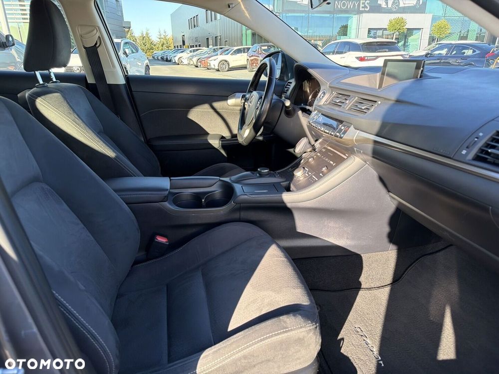 Lexus CT 200h Elegance EU6 - 9