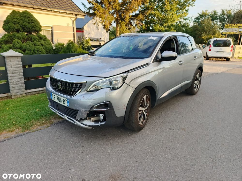 Peugeot 3008 1.6 BlueHDi Active S&S - 11