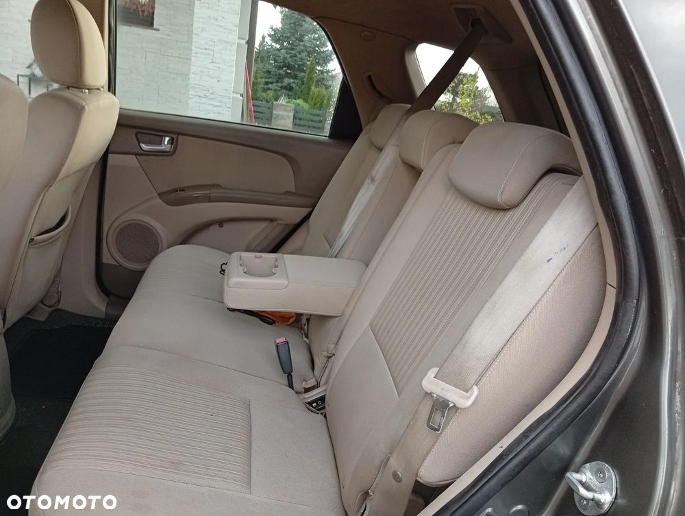 Kia Sportage 2.0 Tour - 9