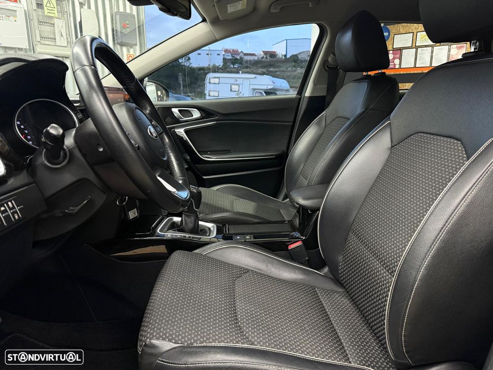 Kia Ceed SW 1.6 CRDi MHEV Drive - 16