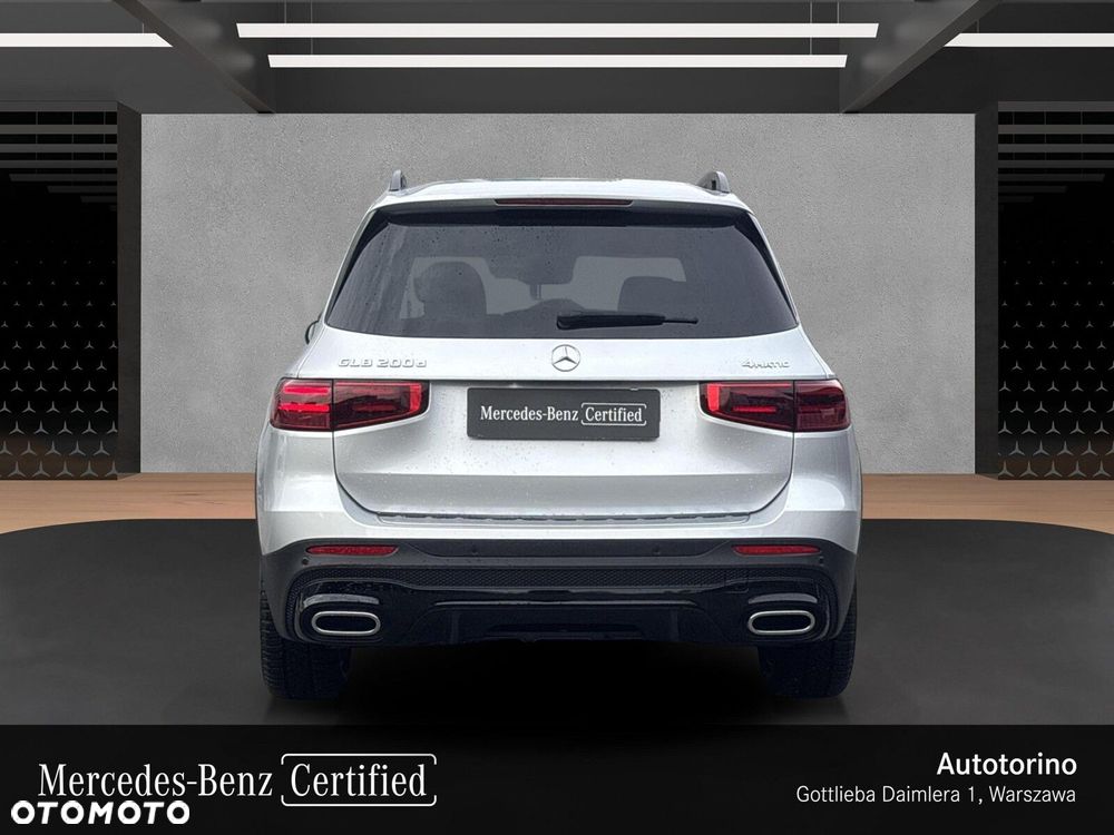 Mercedes-Benz GLB - 5