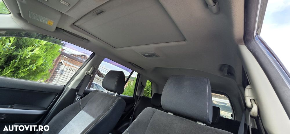Suzuki Grand Vitara 1.9 DDiS Comfort DPF Limited - 23