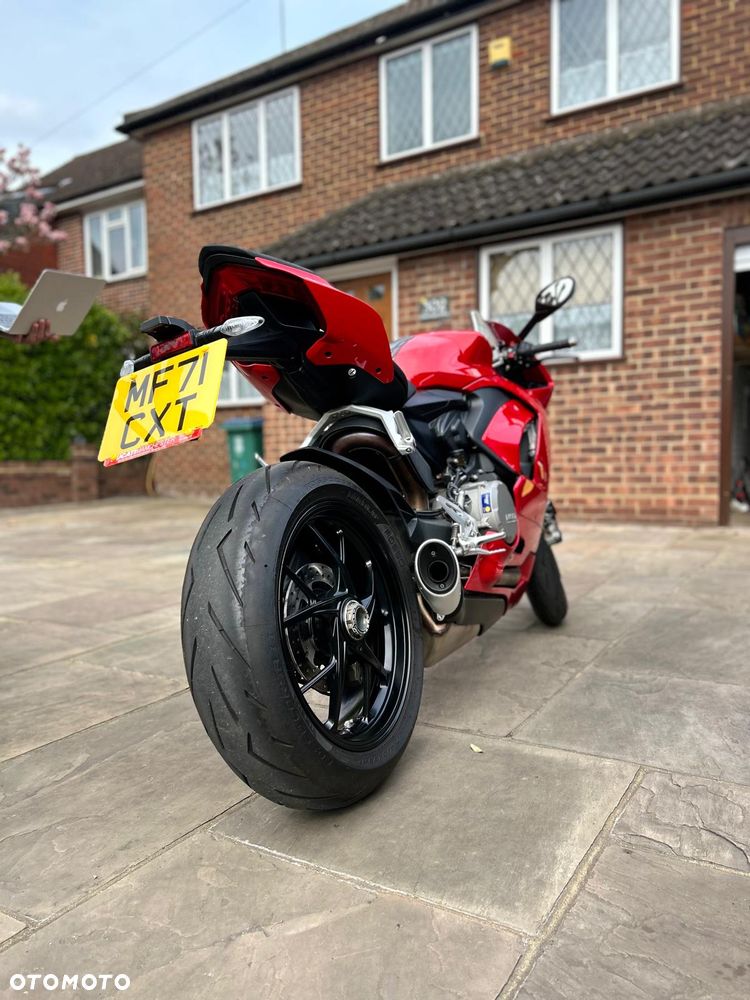 Ducati Panigale V2 - 5