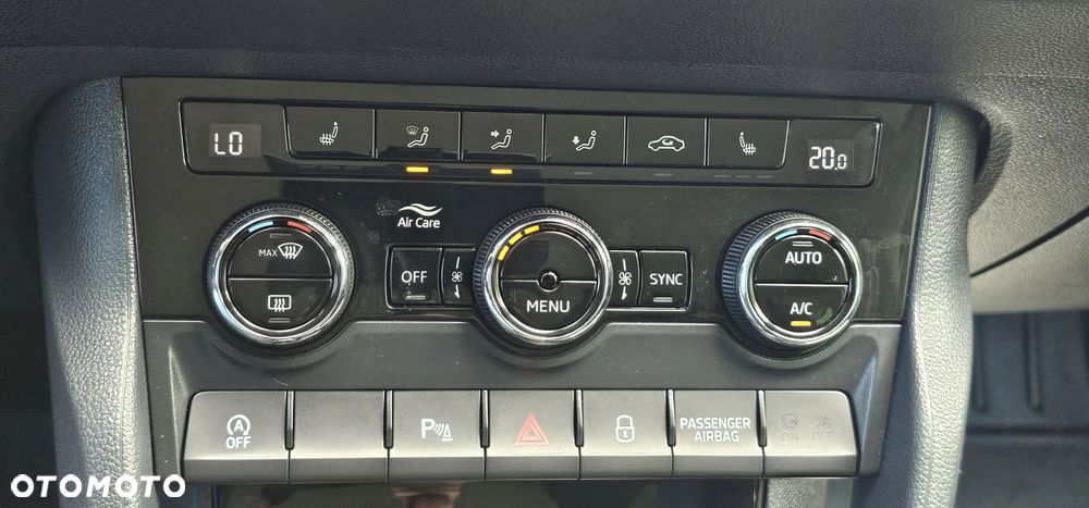 Skoda Karoq 2.0 TDI SCR 4x4 Ambition DSG - 32