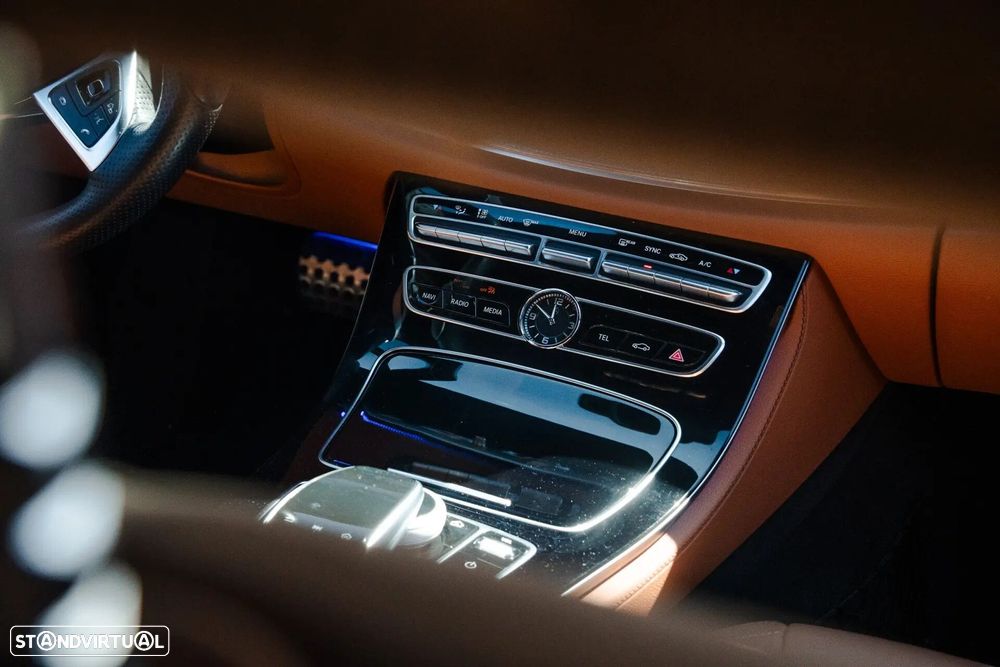 Mercedes-Benz E 350 D AMG - 9