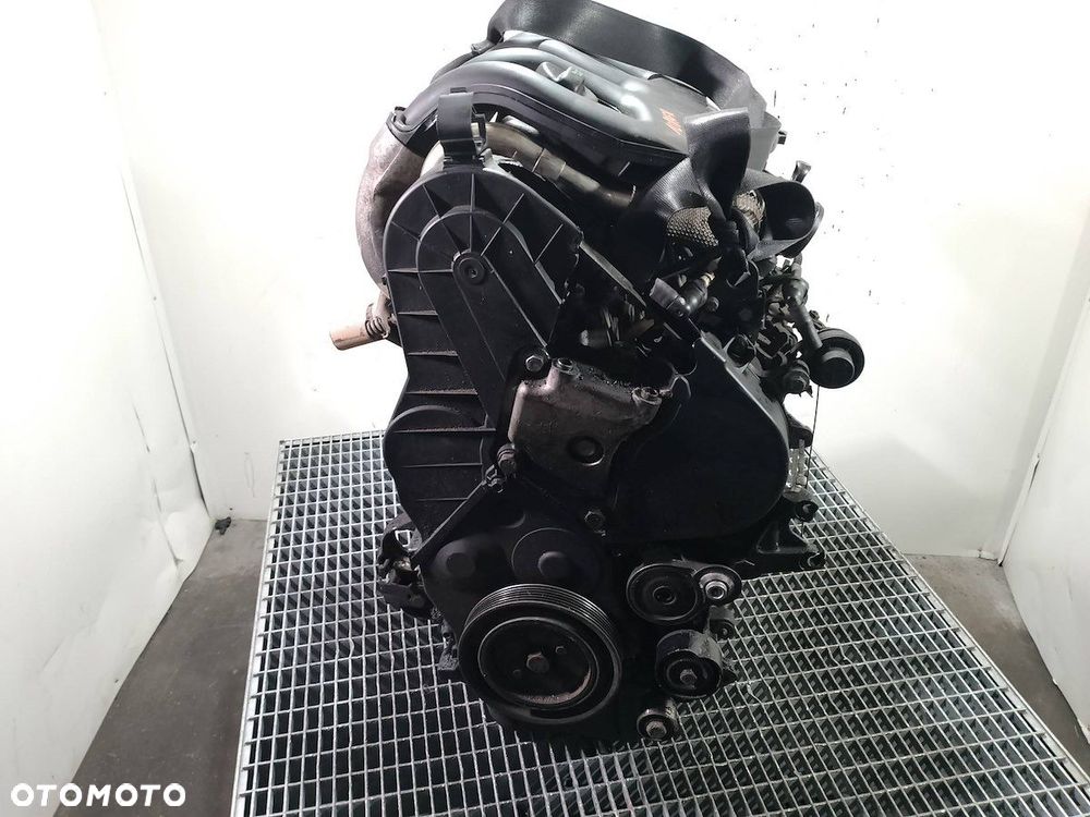 SILNIK PEUGEOT PARTNER 1.9 D 10DXFH - 4