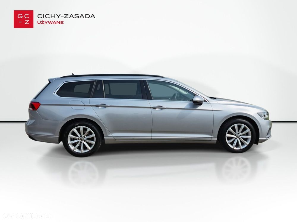 Volkswagen Passat Variant 2.0 TDI SCR Business DSG - 6