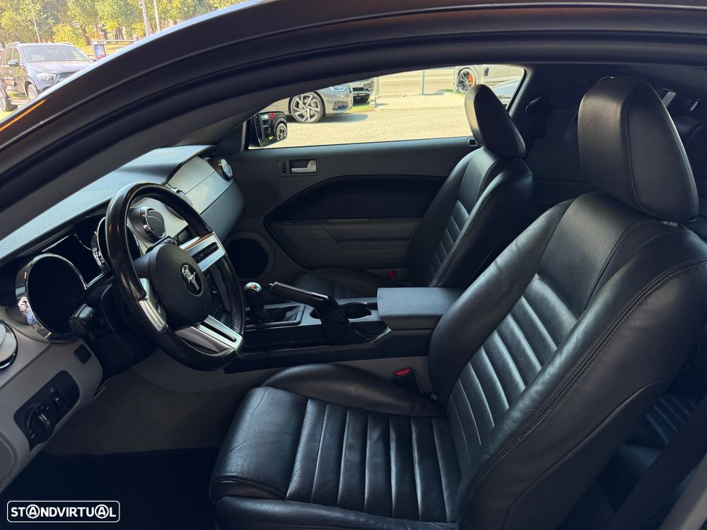 Ford Mustang - 15