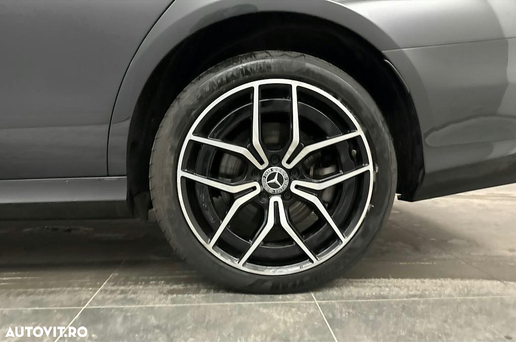Mercedes-Benz E 300 d 9G-TRONIC AMG Line - 10